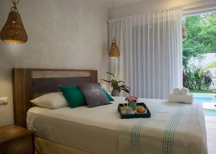 Aparthotel Livetulum 4*