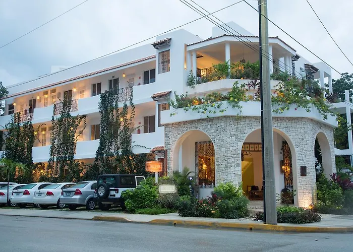 Aparthotel Livetulum 4*